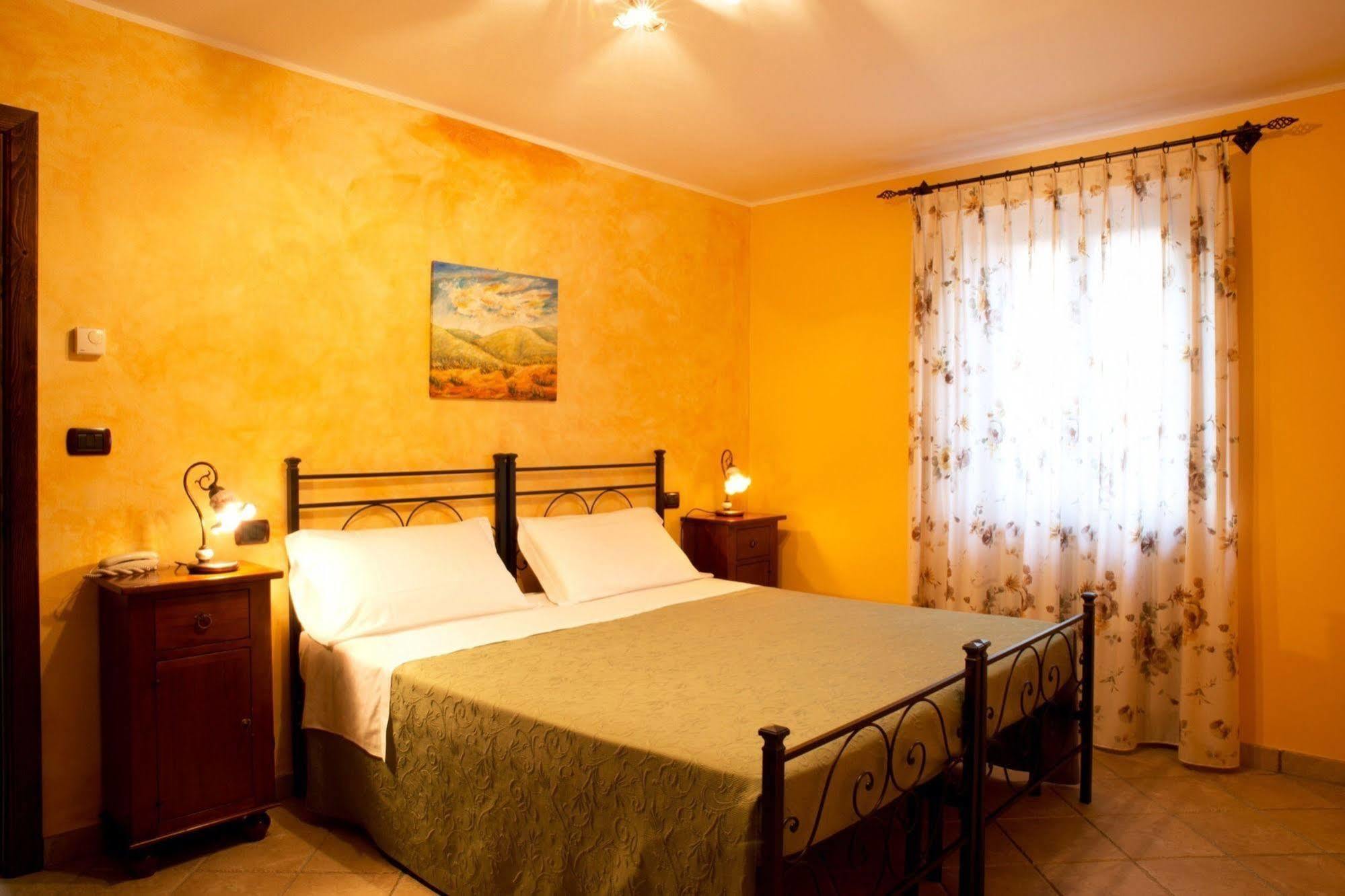 Agriturismo Il Casolare Di Nonno Mario Manoppello Exterior foto